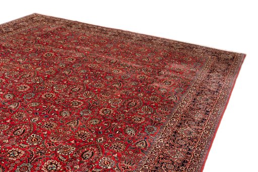 Surface texture of New Bijar rug with natural Wool and intricate pattern