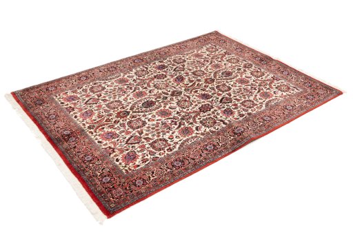 Corner detail of New Bijar rug showing border pattern and Wool pile