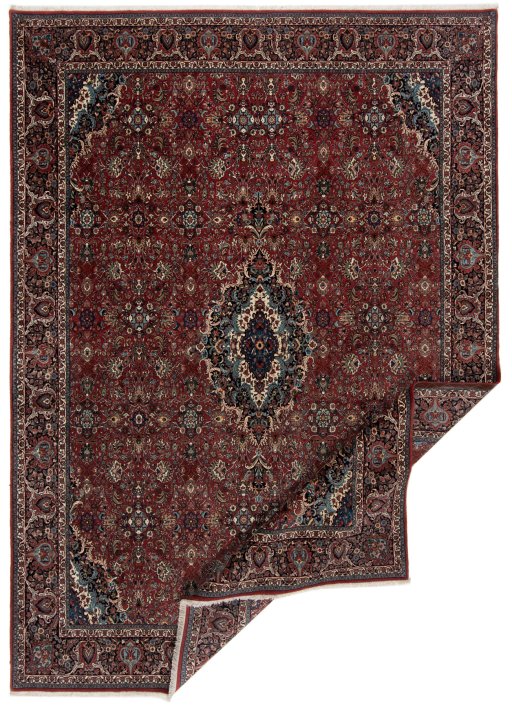 Close-up detail of New Bijar rug from Iran / Persia showing Wool weave