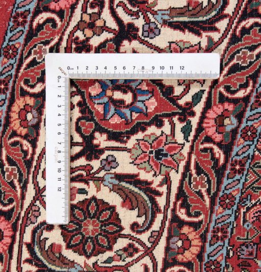 Surface texture of New Bijar rug with natural Wool and intricate pattern