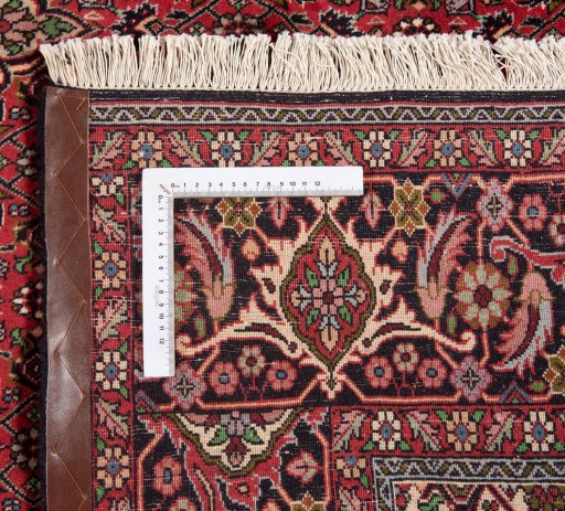 Surface texture of New Bijar rug with natural Wool and intricate pattern