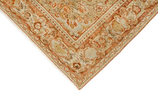 Backside of handmade 1930s Ghazvin rug showing knot structure and weave density