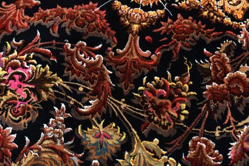 Central medallion detail of New Ghom rug from Iran / Persia