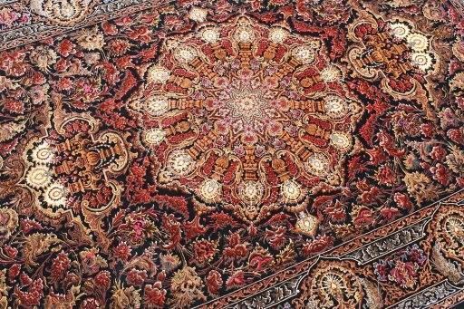 Close-up detail of New Ghom rug from Iran / Persia showing Silk weave