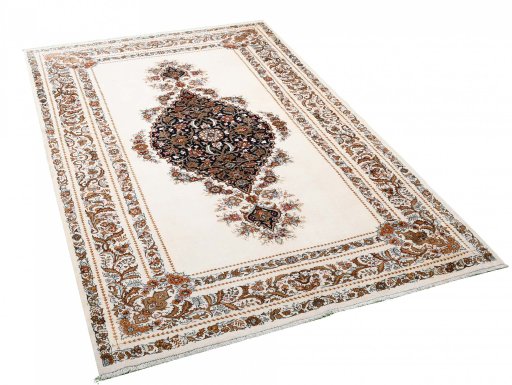 Corner detail of New Ghom rug showing border pattern and Silk pile