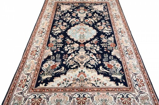 Surface texture of New Ghom rug with natural Wool and intricate pattern