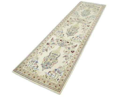 Corner detail of New Ghom rug showing border pattern and Cork pile