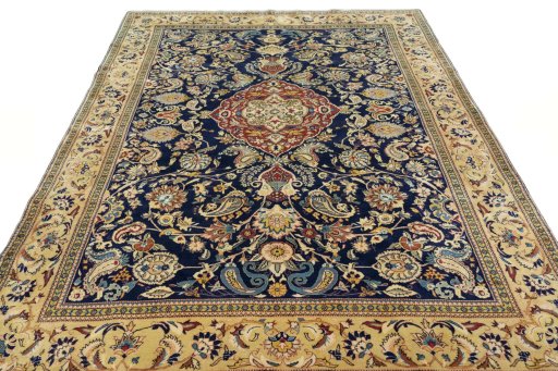 Surface texture of New Ghom rug with natural Cork and intricate pattern