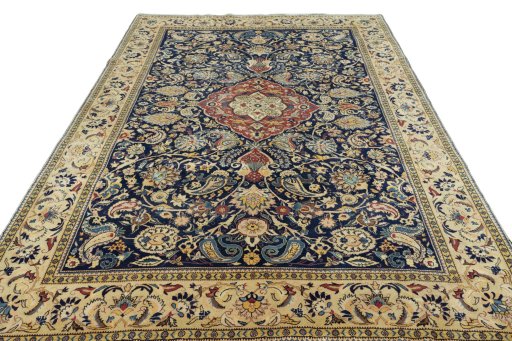 Surface texture of New Ghom rug with natural Cork and intricate pattern