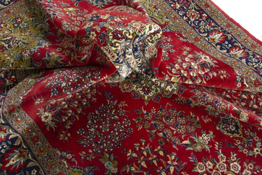 Surface texture of New Ghom rug with natural Cork and intricate pattern