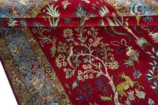 Close-up detail of 1970s Ghom rug from Iran / Persia showing Wool weave