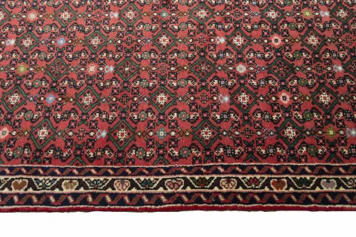 Close-up detail of New Hoseinabad rug from Iran / Persia showing Wool weave