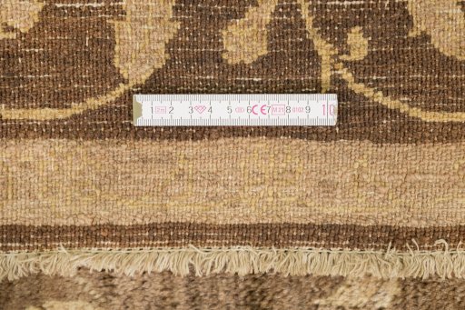 Corner detail of New Isfahan rug showing border pattern and Wool pile