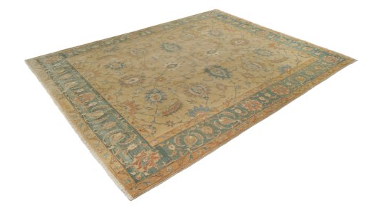 Corner detail of New Isfahan rug showing border pattern and Wool pile
