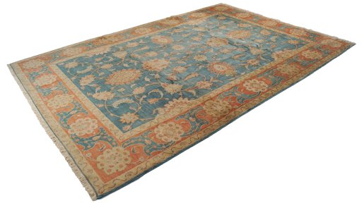 Corner detail of New Isfahan rug showing border pattern and Wool pile