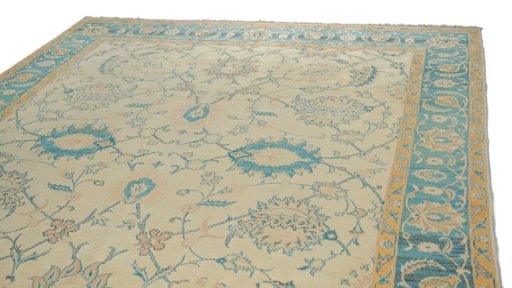 Surface texture of New Isfahan rug with natural Wool and intricate pattern