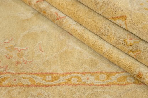 Close-up detail of New Isfahan rug from Iran / Persia showing Wool weave