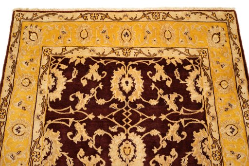 Surface texture of New Isfahan rug with natural Wool and intricate pattern