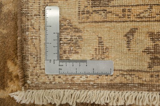Corner detail of New Isfahan rug showing border pattern and Wool pile