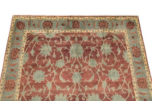Surface texture of New Isfahan rug with natural Wool and intricate pattern