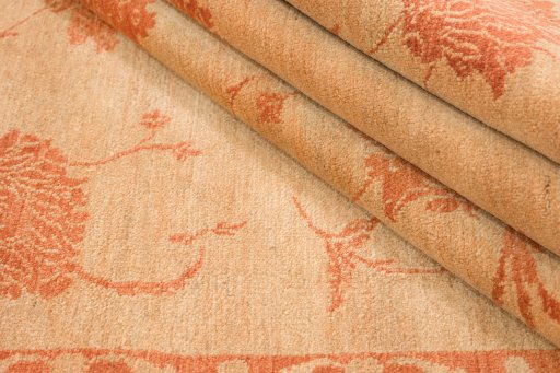 Close-up detail of New Isfahan rug from Iran / Persia showing Wool weave