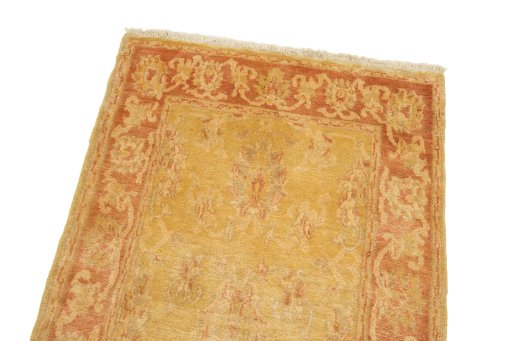 Surface texture of New Isfahan rug with natural Wool and intricate pattern
