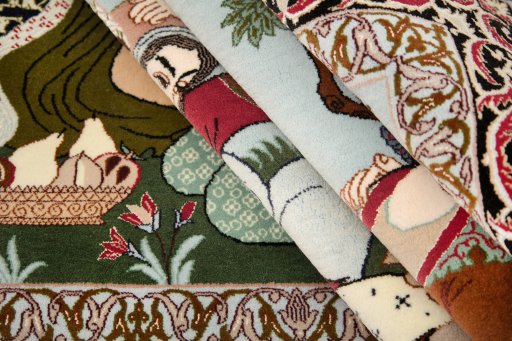 Corner detail of New Isfahan rug showing border pattern and Wool pile