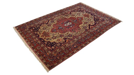 Close-up detail of 1920s Isfahan rug from Iran / Persia showing Wool weave