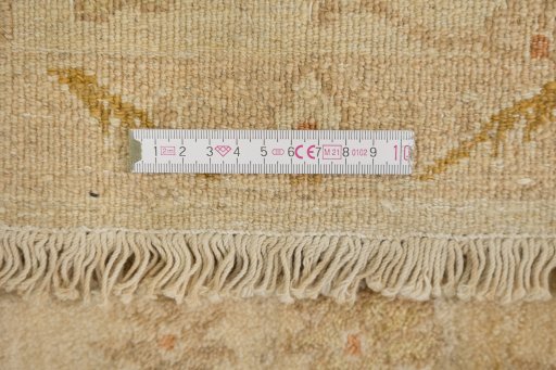 Corner detail of New Isfahan rug showing border pattern and Wool pile