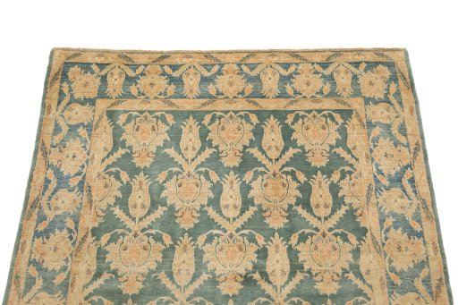 Surface texture of New Isfahan rug with natural Wool and intricate pattern