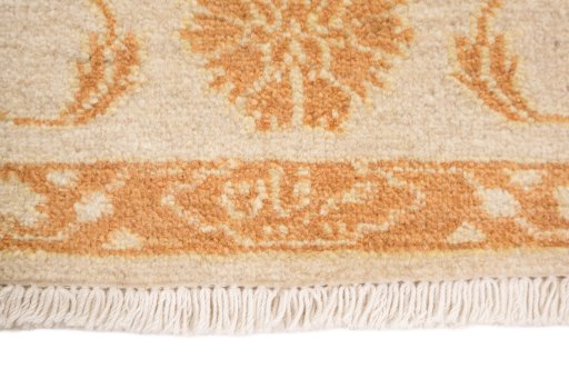 Close-up detail of New Isfahan rug from Iran / Persia showing Wool weave