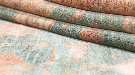 Close-up detail of New Isfahan rug from Iran / Persia showing Wool weave