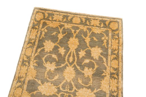 Surface texture of New Isfahan rug with natural Wool and intricate pattern