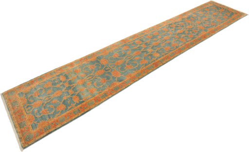 Corner detail of New Isfahan rug showing border pattern and Wool pile
