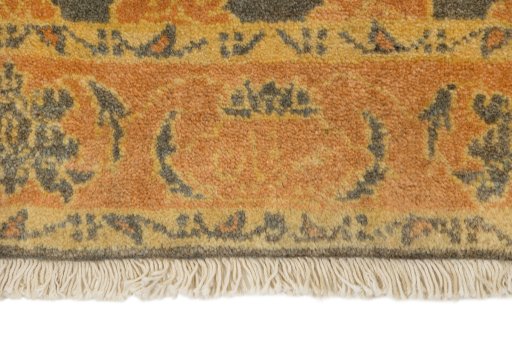 Corner detail of New Isfahan rug showing border pattern and Wool pile