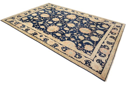 Corner detail of 1990s Isfahan rug showing border pattern and Wool pile