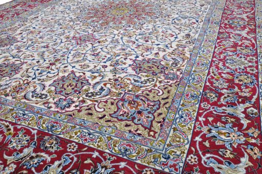 Surface texture of New Isfahan rug with natural Cork and intricate pattern