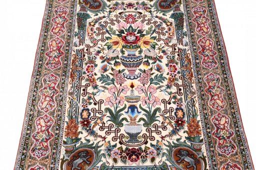 Surface texture of New Isfahan rug with natural Cork and intricate pattern