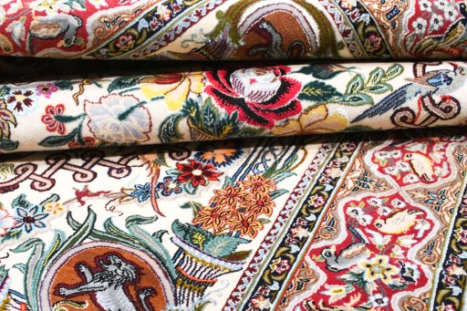 Close-up detail of New Isfahan rug from Iran / Persia showing Cork weave