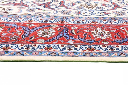 Close-up detail of New Isfahan rug from Iran / Persia showing Cork weave