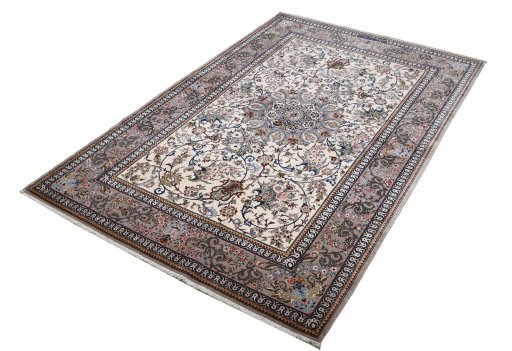 Close-up detail of New Isfahan rug from Iran / Persia showing Cork weave