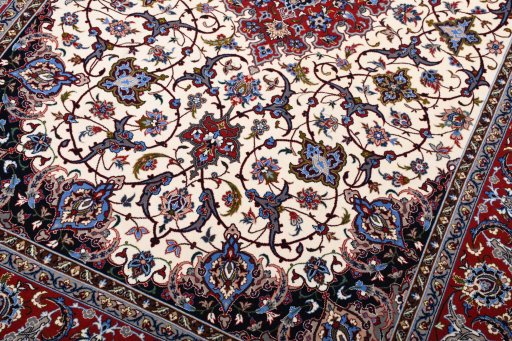 Close-up detail of New Isfahan rug from Iran / Persia showing Cork weave