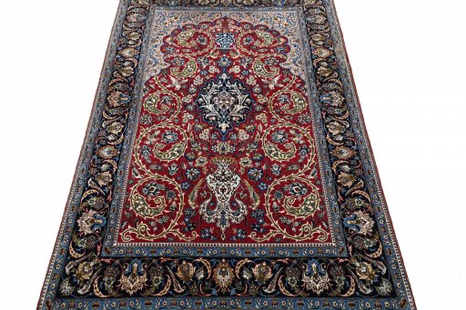 Close-up detail of New Isfahan rug from Iran / Persia showing Cork weave