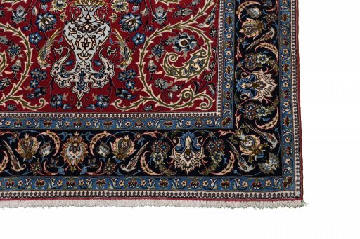 Close-up detail of New Isfahan rug from Iran / Persia showing Cork weave