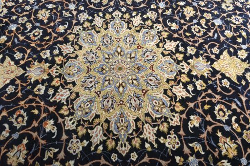 Central medallion detail of 2000s Isfahan rug from Iran / Persia