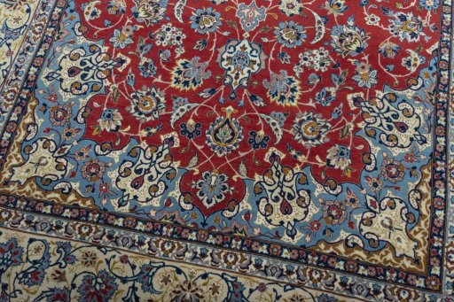 Close-up detail of 1970s Isfahan rug from Iran / Persia showing Cork weave