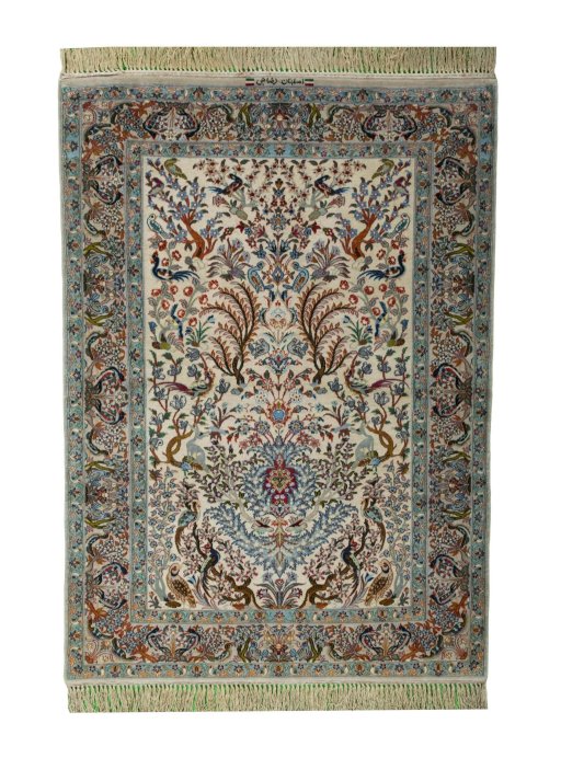 Full view of 1970s Isfahan rug from Iran / Persia, 158 × 113 cm in Beige tones