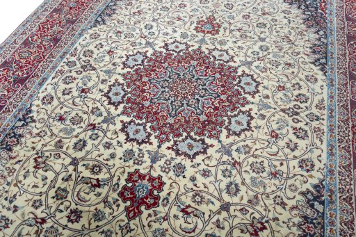 Backside of handmade 1970s Isfahan rug showing knot structure and weave density
