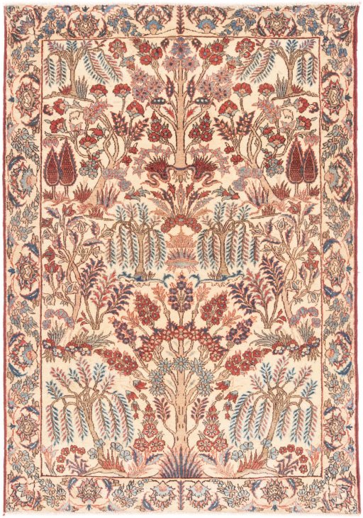 Full view of 2002s Isfahan rug from Iran / Persia, 157 × 107 cm in Cream tones