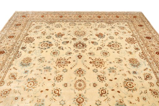 Backside of handmade 1950s Kashan rug showing knot structure and weave density